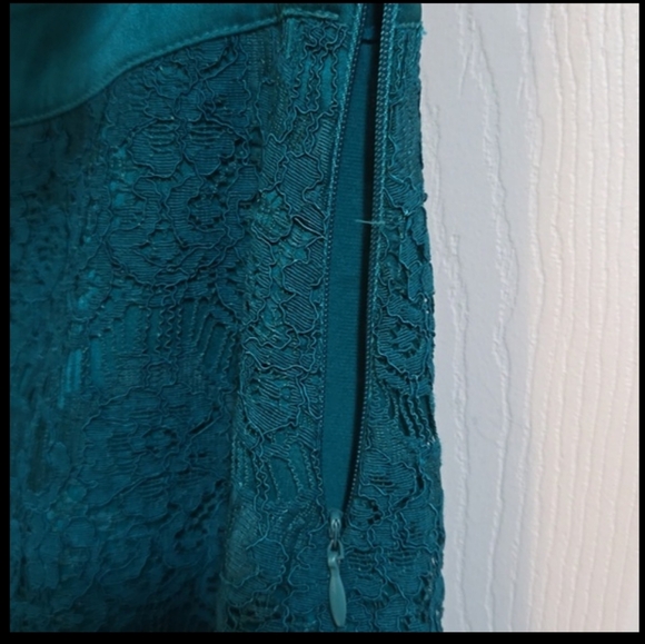 ☢️3 For $20.Forever 21 teal lace mini skirt - Picture 8 of 8